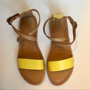 Garnet Hill yellow leather strappy sandals size 5
